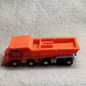 Transformer Mini Constructor Hasbro comes apart into two pieces. see pictures.